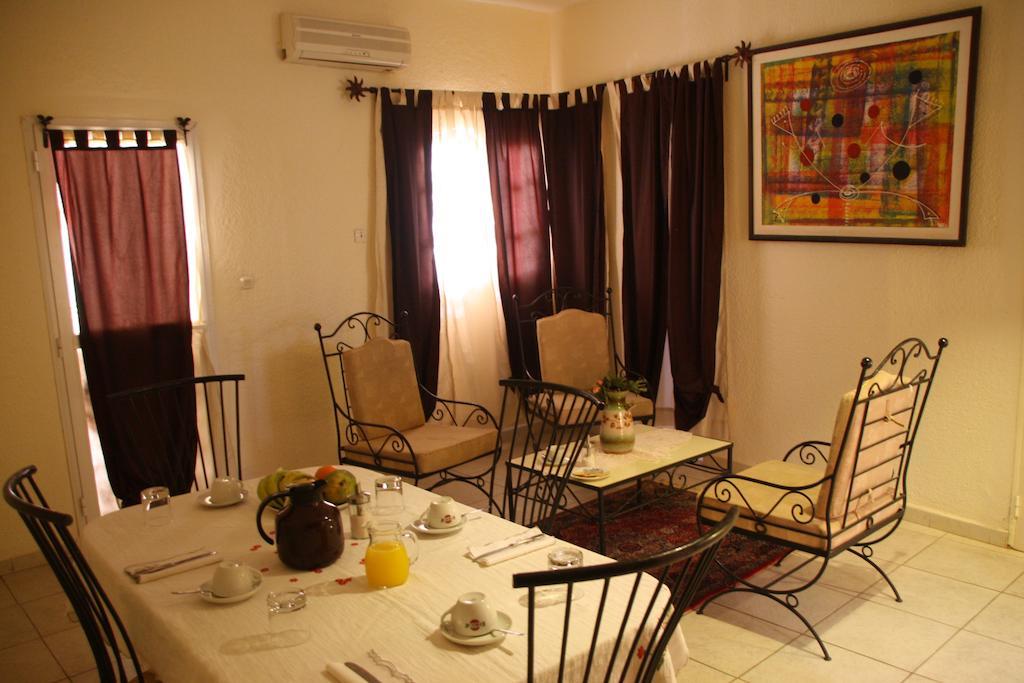 Hotel Grazia Maria Mbour Szoba fotó