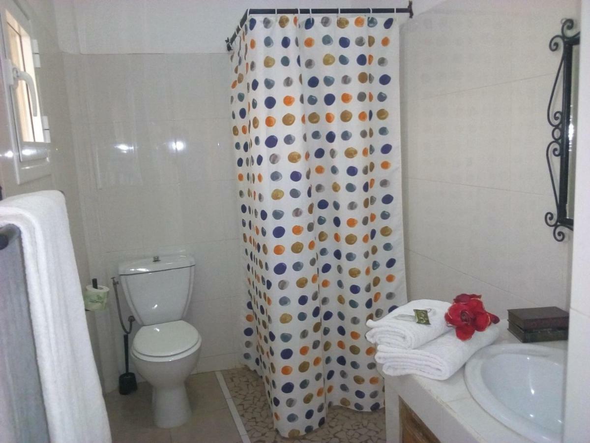 Hotel Grazia Maria Mbour Kültér fotó